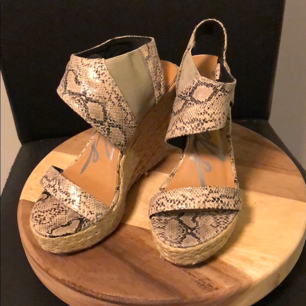 Snakeskin wedges